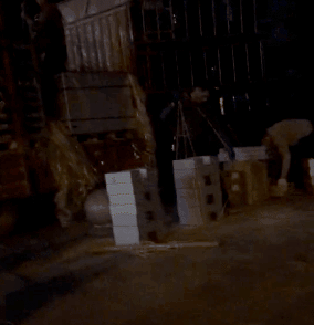 愉悦宝贝重庆亲子游泳俱乐部门店装修进入收尾阶段,设备入场